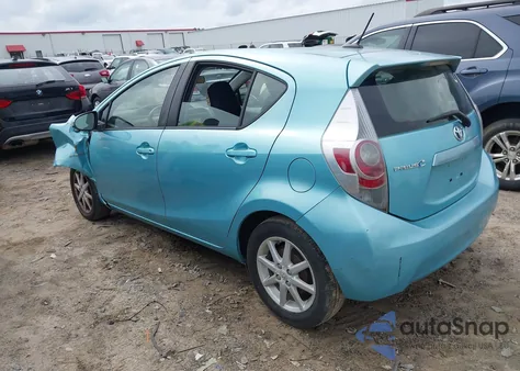 2012 Toyota Prius C Three from USA, damaged, VIN JTDKDTB37C1009282